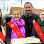 Les Miss Tournai à la Marche des Gourmands de Rongy avec Lola Vancoppenolle, Cyrielle Gouat et Kimberly Prayez.