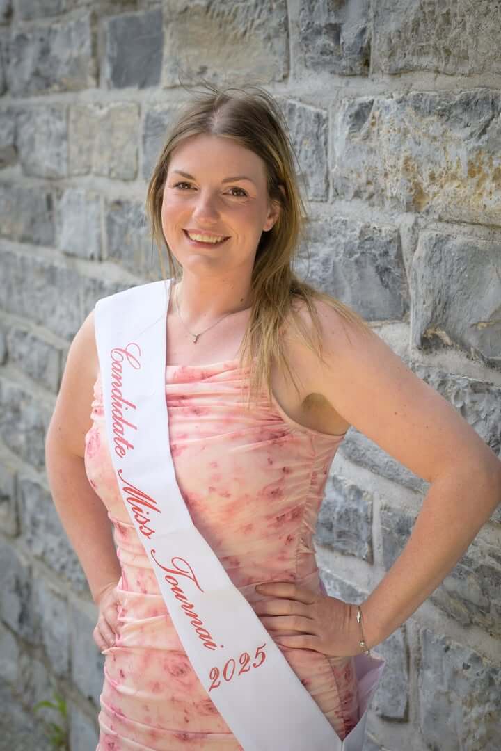 Elyne Druart, candidate Miss Tournai 2025, 25 ans, réside Vaulx, aime lecture et famille, photo par Wapict.