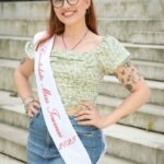 Adélie Hermal, candidate Miss Tournai 2025, maquilleuse professionnelle, pose élégamment à Tournai.