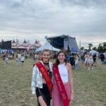 Kessy et Lola au festival Les Gens d'Ere, commune d'Ere, Belgique. Musique et festivités locales.