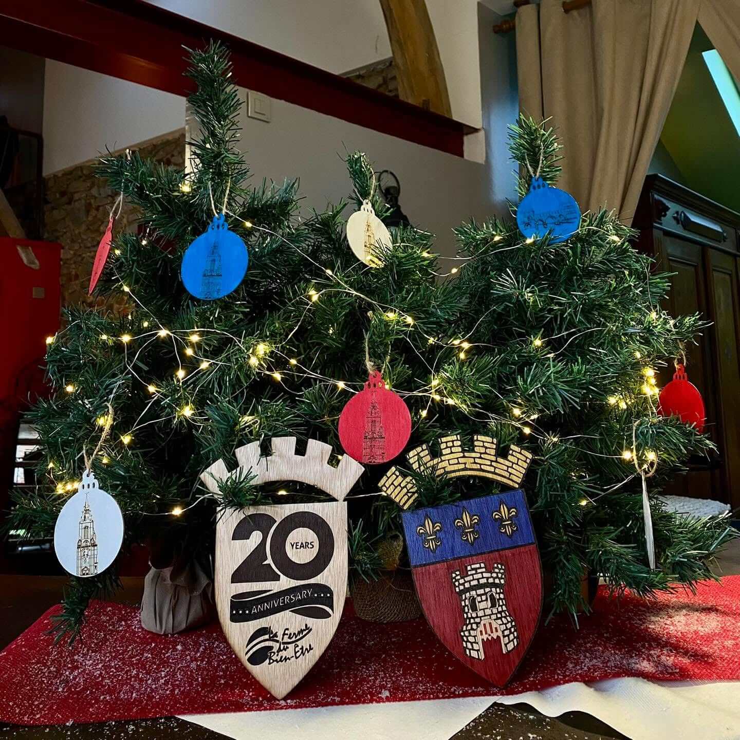 Image d'un anniversaire célébrant vingt ans de partenariat fidèle avec gratitude et remerciements.